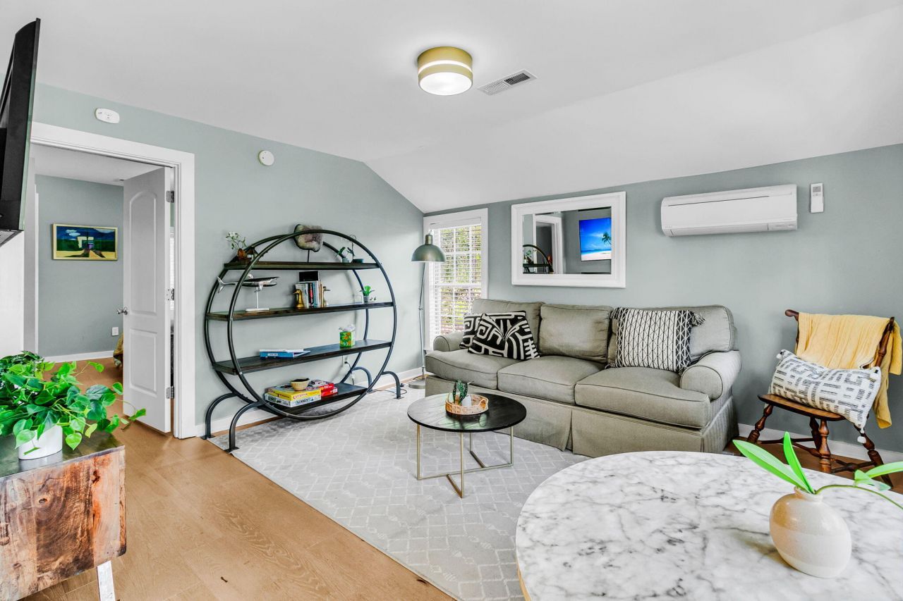 440 Woodland Shores Road Photo 47