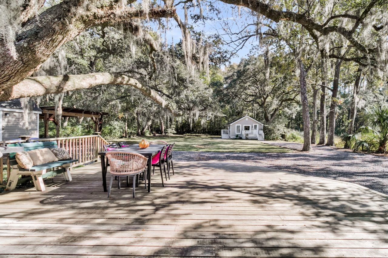 440 Woodland Shores Road Photo 8