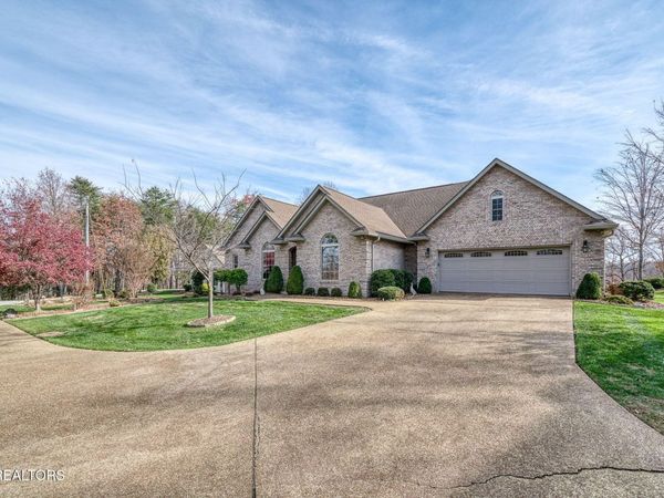 120 Valarian Drive, Crossville, TN 38558