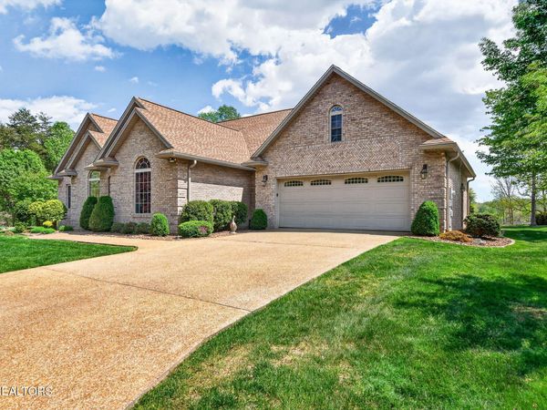120 Valarian Drive, Crossville, TN 38558