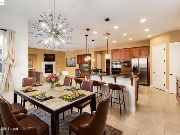 30 30 Arundel Dr, Hayward, CA 94542