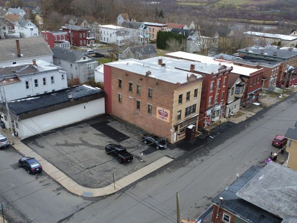 38 Reid Street, Amsterdam, NY 12010