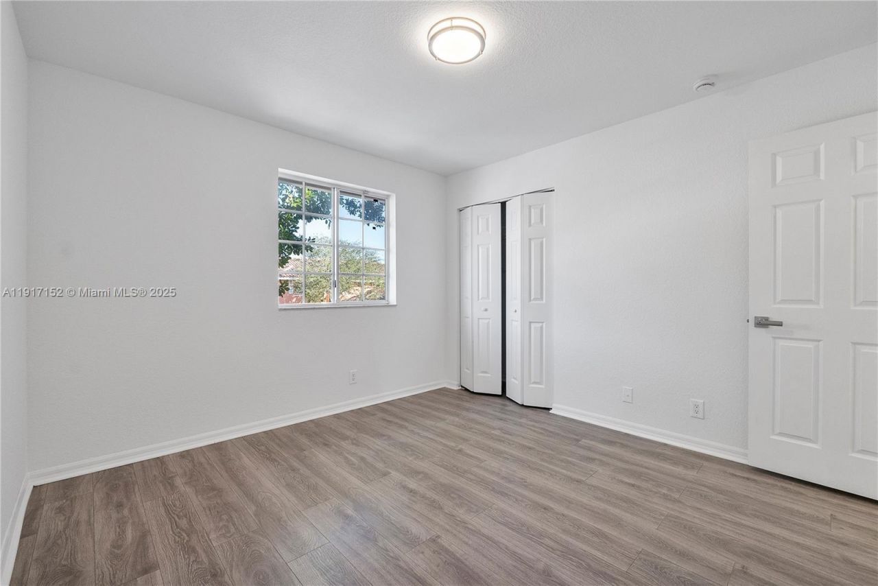 3991 NW 92 Avenue, Sunrise, FL 33351 Photo