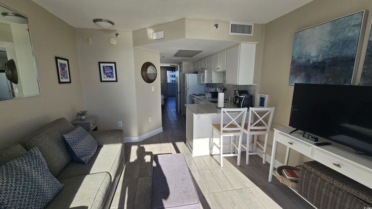 161 Seawatch Dr. Photo 11