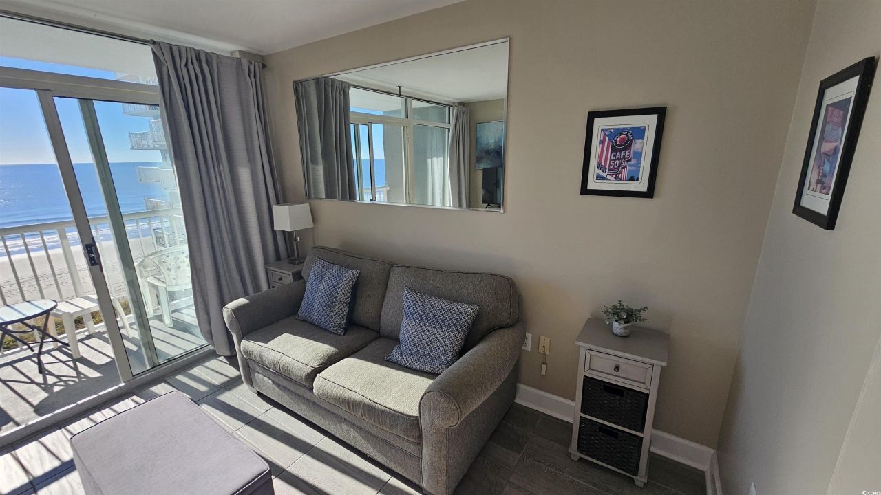 161 Seawatch Dr. Photo 9