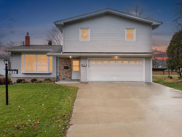 202 Wisconsin Street, Wonewoc, WI 53968