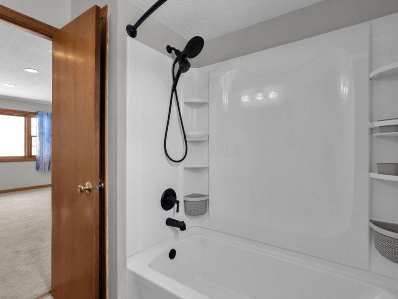 7835 E Ohio State Lane NW, Lancaster, OH 43130 Photo 22