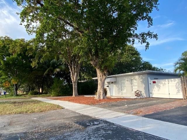 224 NE 18th Avenue, Pompano Beach, FL 33060 Photo