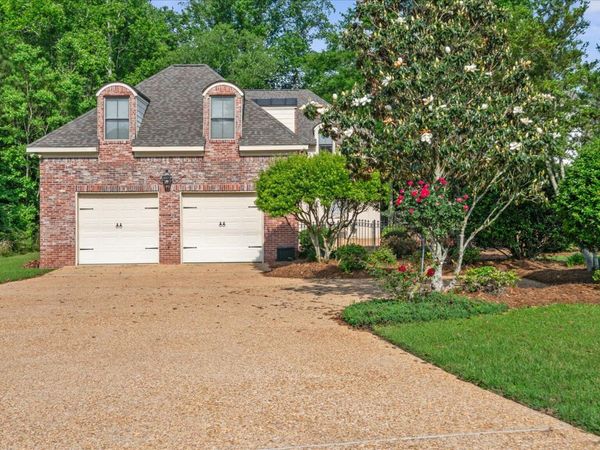 24 Pecan Acres, Hattiesburg, MS 39402