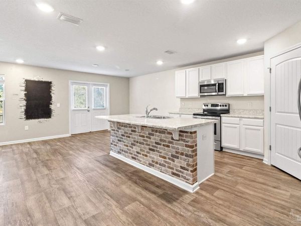 4672 Perception Cir, Milton, FL 32570