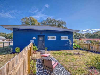 5770 Stewart St Milton, FL 32570