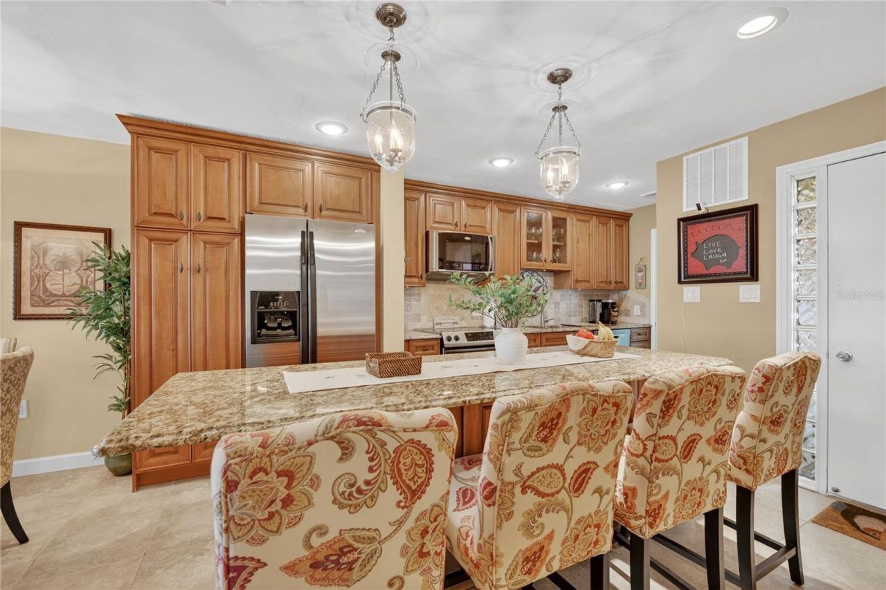 1500 Park Beach Circle, Unit 4E, Punta Gorda, FL 33950 Photo