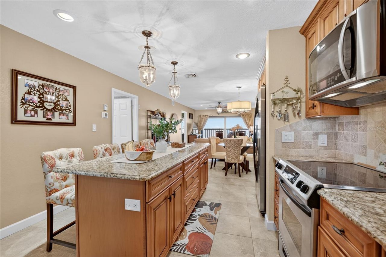 1500 Park Beach Circle, Unit 4E, Punta Gorda, FL 33950 Photo