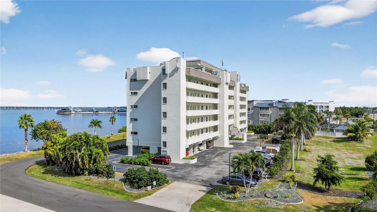 1500 Park Beach Circle, Unit 4E, Punta Gorda, FL 33950 Photo