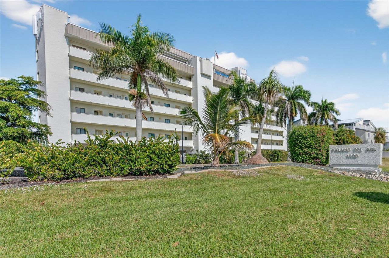 1500 Park Beach Circle, Unit 4E, Punta Gorda, FL 33950 Photo