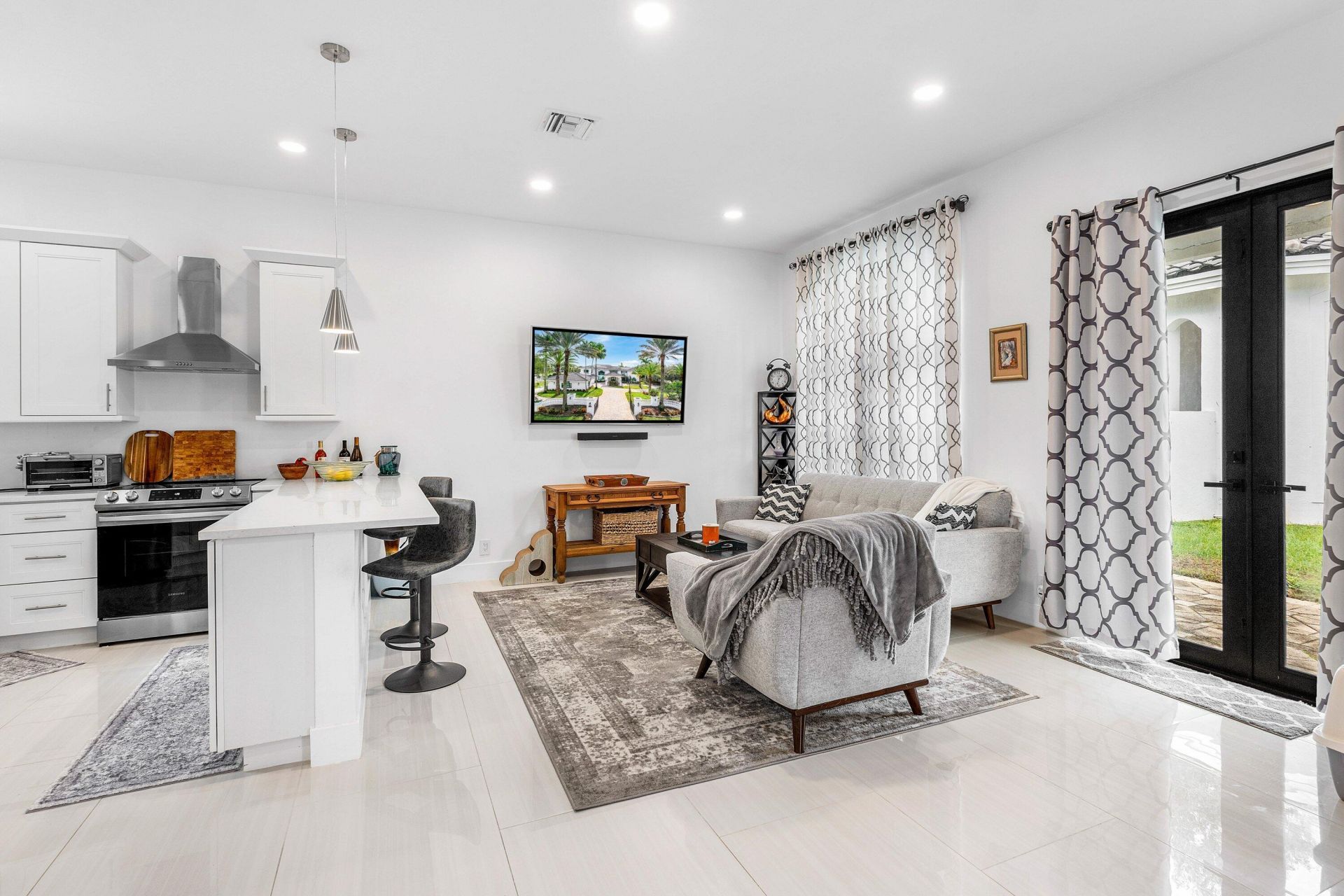 17600 E Fieldbrook Circle E, Boca Raton, FL 33496 Photo