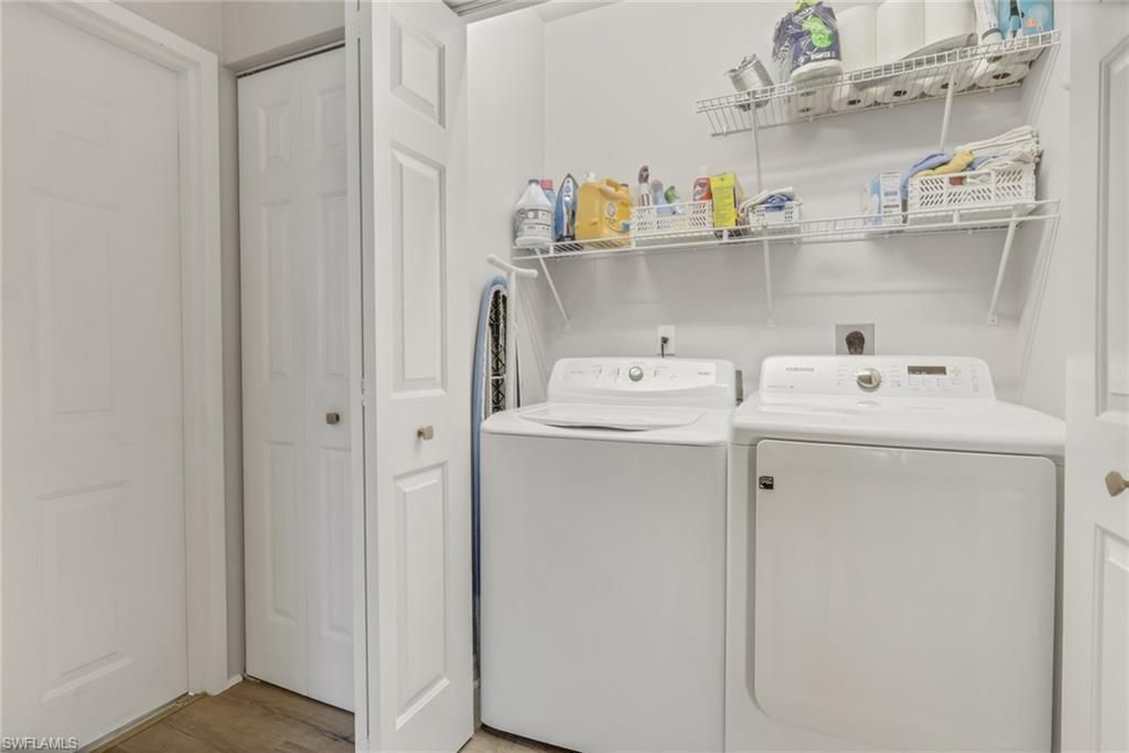 4536 Court Way, Unit 19D, Naples, FL 34109 Photo