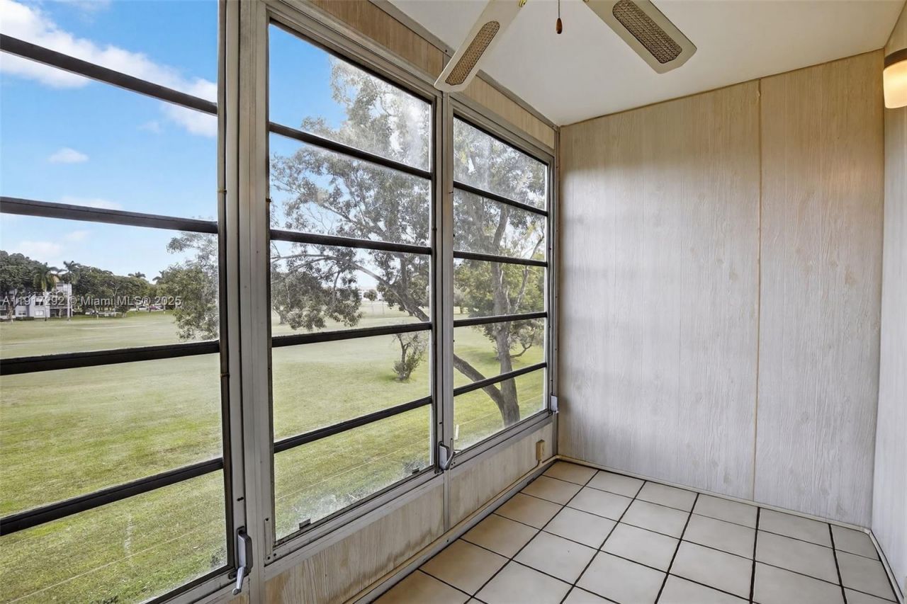 701 SW 128th Ave, Unit 310F, Pembroke Pines, FL 33027 Photo