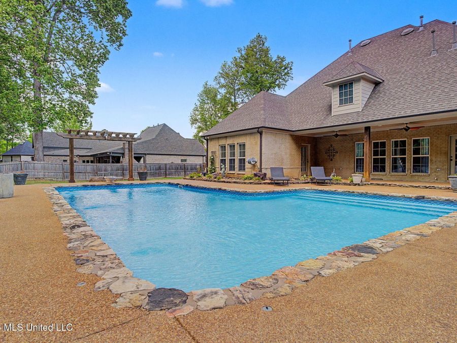 Property Image 43