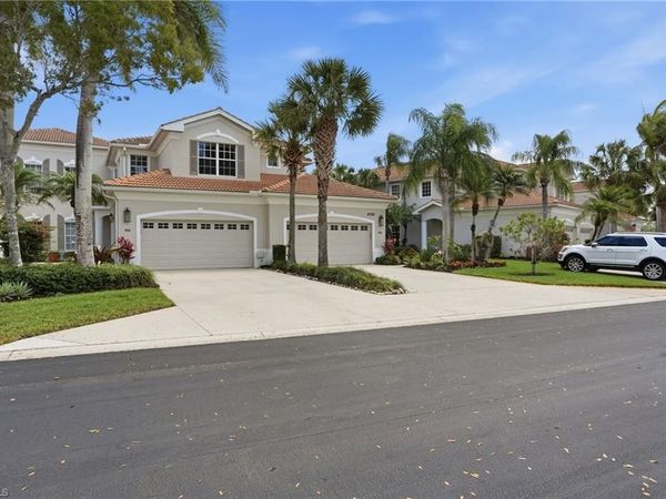 4750 Shinnecock Hills CT, Unit 5, NAPLES, FL 34112