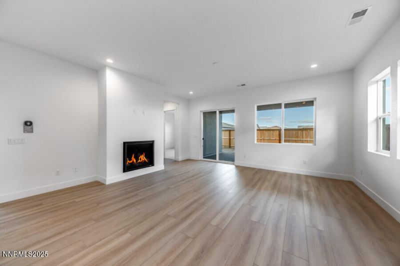 2376 Newberry Way, Unit Oakhill 12, Sparks, NV 89436 Photo