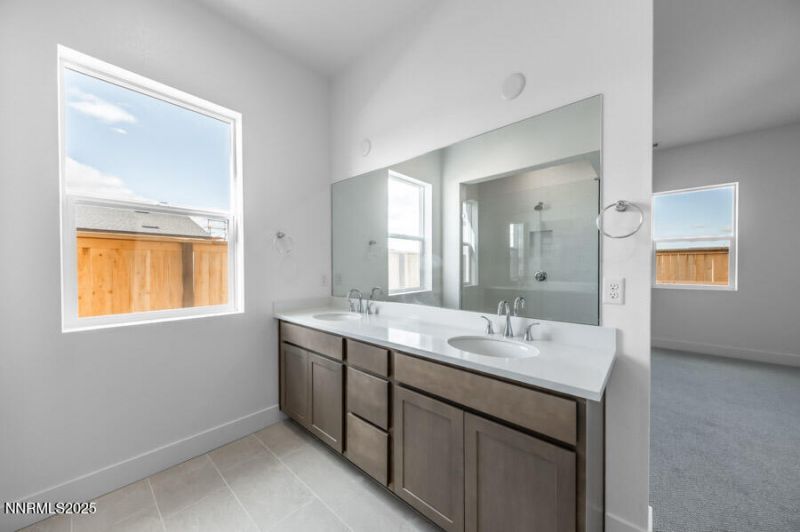 2376 Newberry Way, Unit Oakhill 12, Sparks, NV 89436 Photo