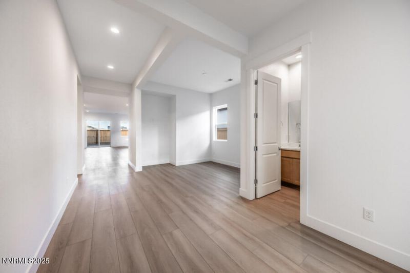 2376 Newberry Way, Unit Oakhill 12, Sparks, NV 89436 Photo