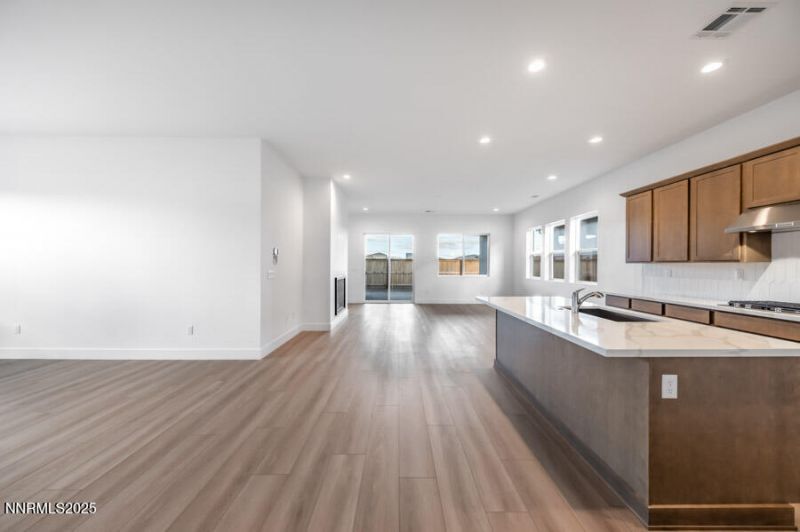 2376 Newberry Way, Unit Oakhill 12, Sparks, NV 89436 Photo