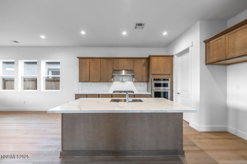 2376 Newberry Way, Unit Oakhill 12, Sparks, NV 89436 Photo