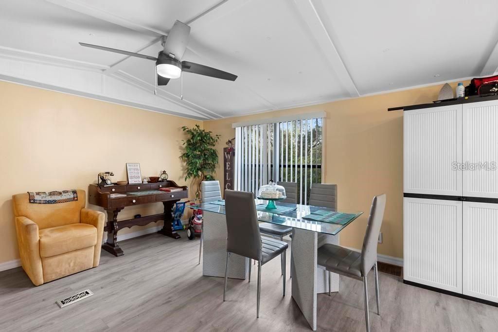 207 Robinhood Drive, Deland, FL 32724 Photo
