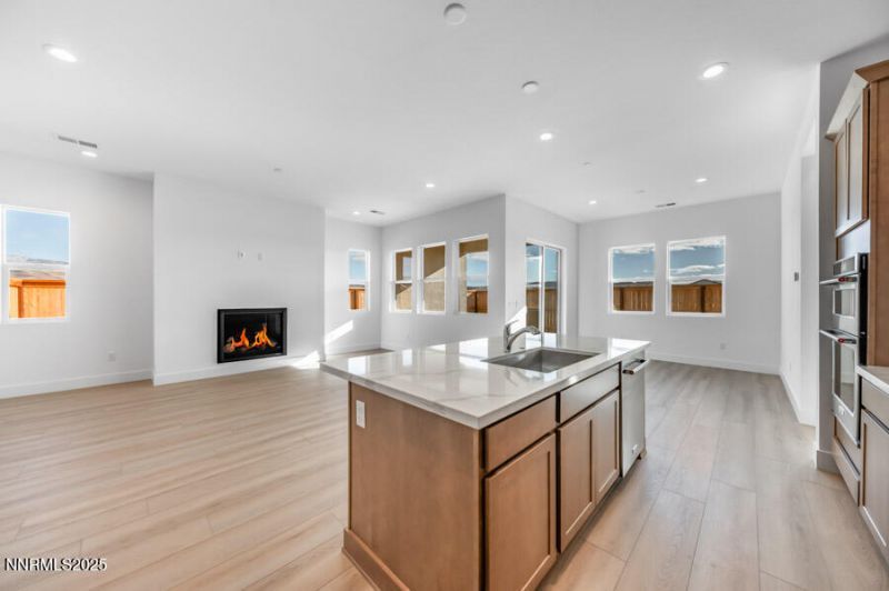 2123 Eaglehead Drive, Unit Glenridge, Sparks, NV 89436 Photo