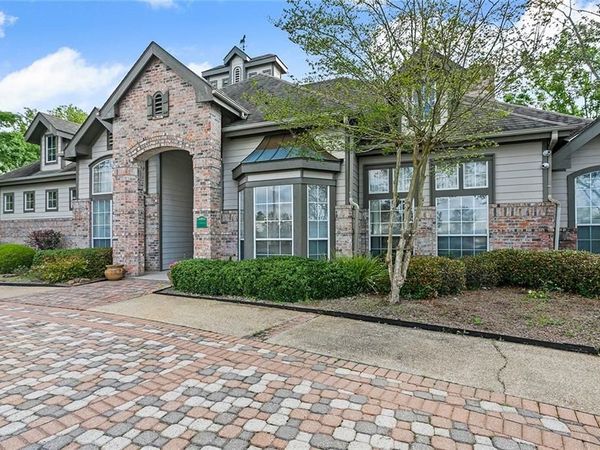 350 EMERALD FOREST Boulevard, Unit 2201, Covington, LA 70433