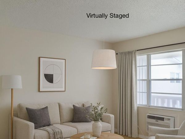 134 Camden F, West Palm Beach, FL 33417