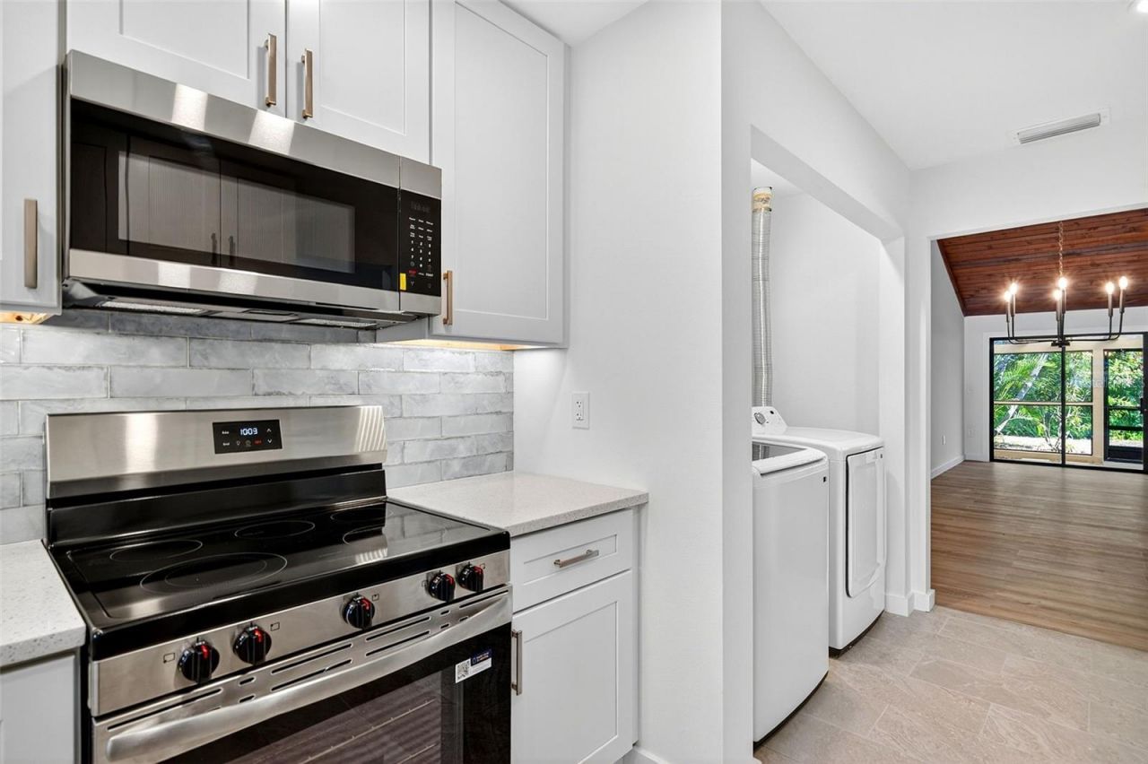 7607 4th Avenue W, Bradenton, FL 34209 Photo