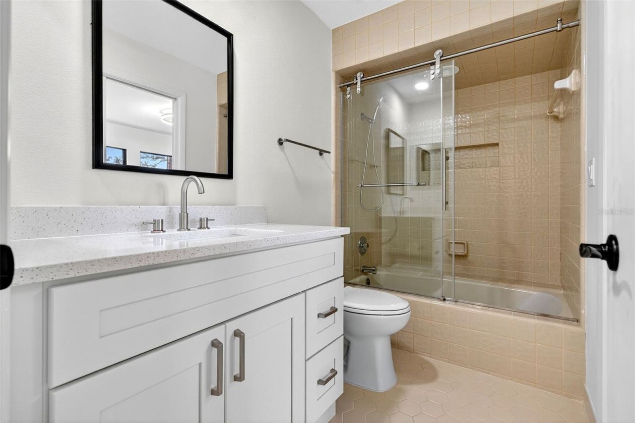 7607 4th Avenue W, Bradenton, FL 34209 Photo