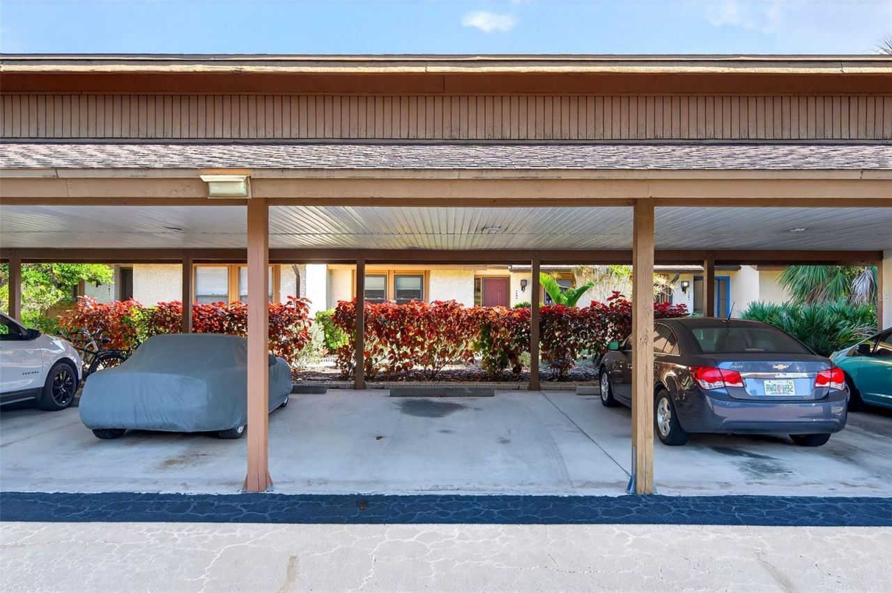 7607 4th Avenue W, Bradenton, FL 34209 Photo