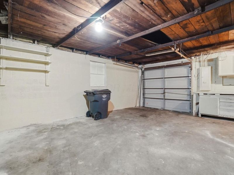 4485 Helen Drive, Columbus, OH 43232 Photo 12