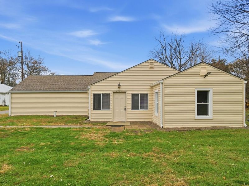 4485 Helen Drive, Columbus, OH 43232 Photo 2