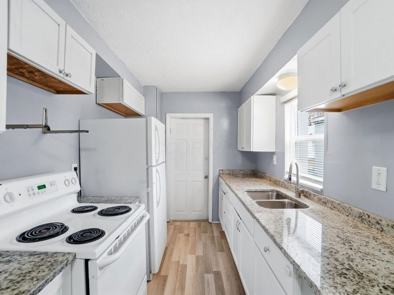 4485 Helen Drive, Columbus, OH 43232 Photo 8