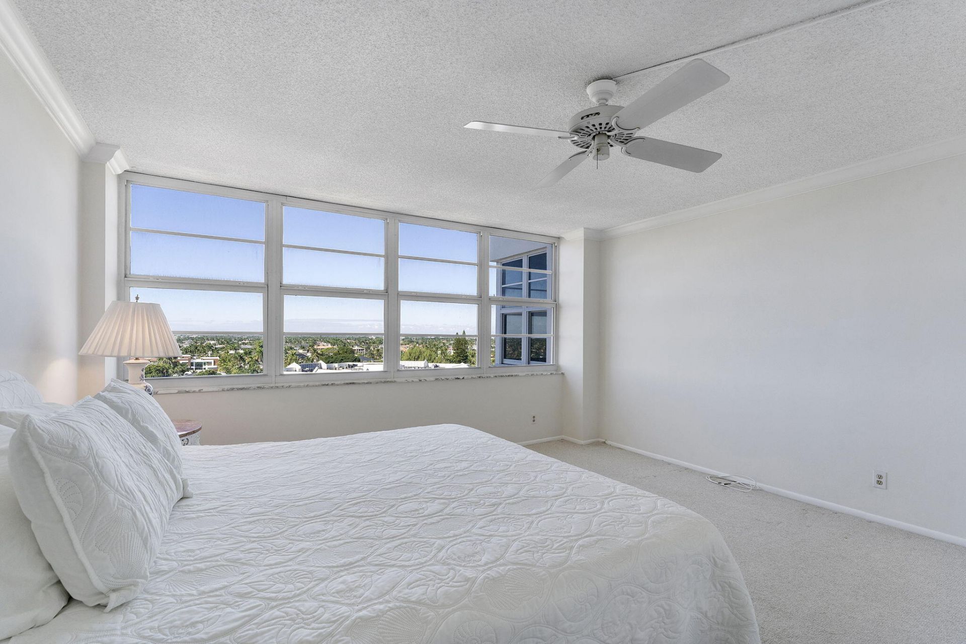 2000 S Ocean Boulevard, Unit 8a, Boca Raton, FL 33432 Photo