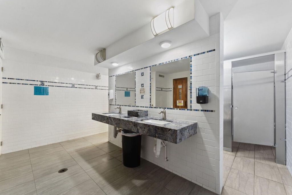 2000 S Ocean Boulevard, Unit 8a, Boca Raton, FL 33432 Photo