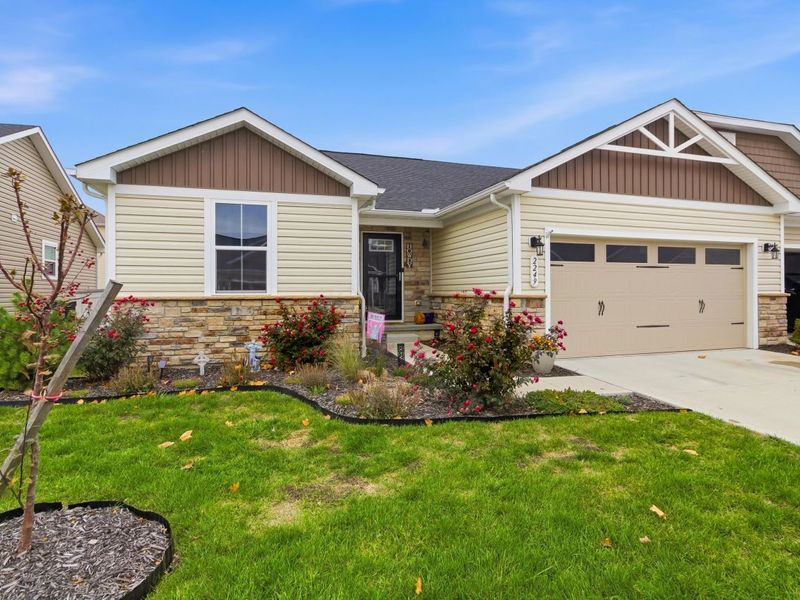 2249 Mcclouds Square, Marysville, OH 43040 Photo 2