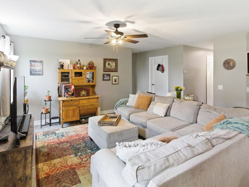 2249 Mcclouds Square, Marysville, OH 43040 Photo 4