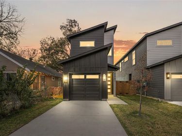 2331 Bethurum Avenue, Dallas, TX 75215