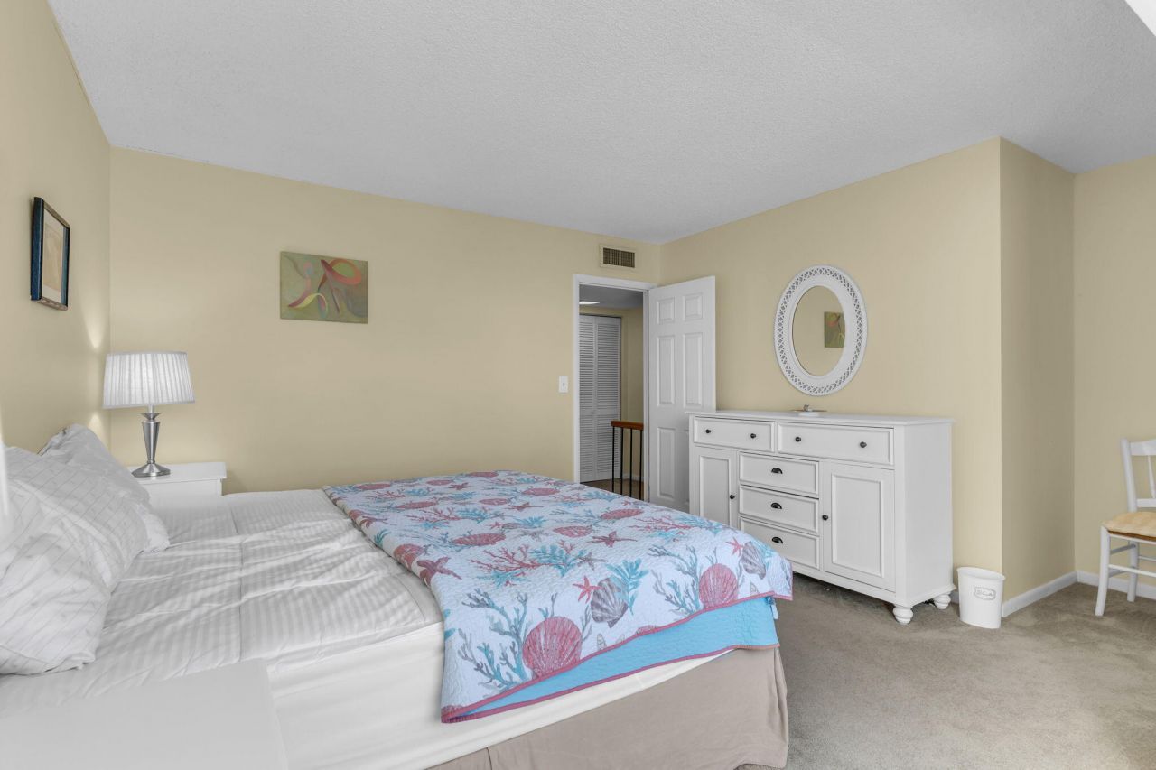 87465 Old Highway, Unit 215, Islamorada, FL 33036 Photo