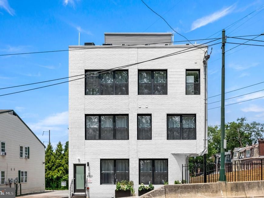 4921 Chester Avenue, Philadelphia, PA 19143 Main Photo