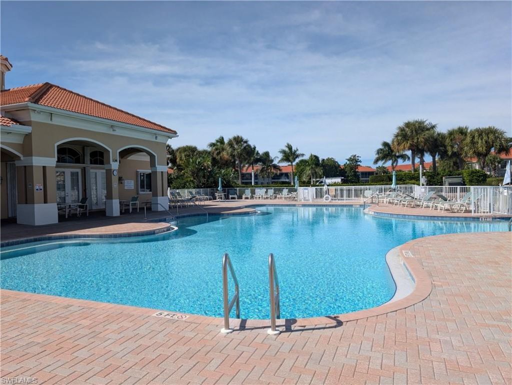 9208 Calle Arragon Ave, Unit 202, Fort Myers, FL 33908 Photo
