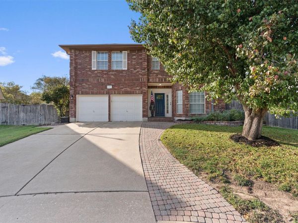 2910 S Phoenix CV, Round Rock, TX 78665