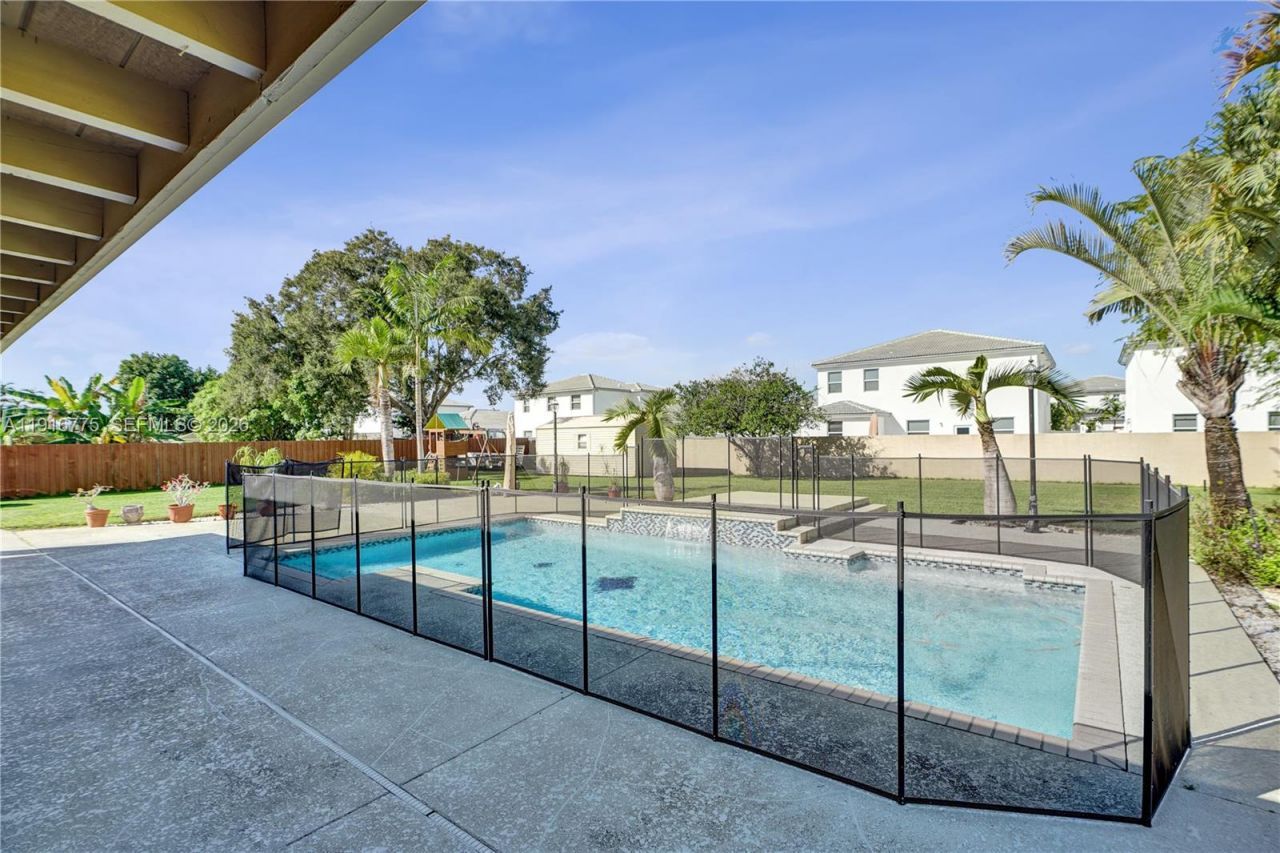 14833 SW 164th Ter, Miami, FL 33187 Photo