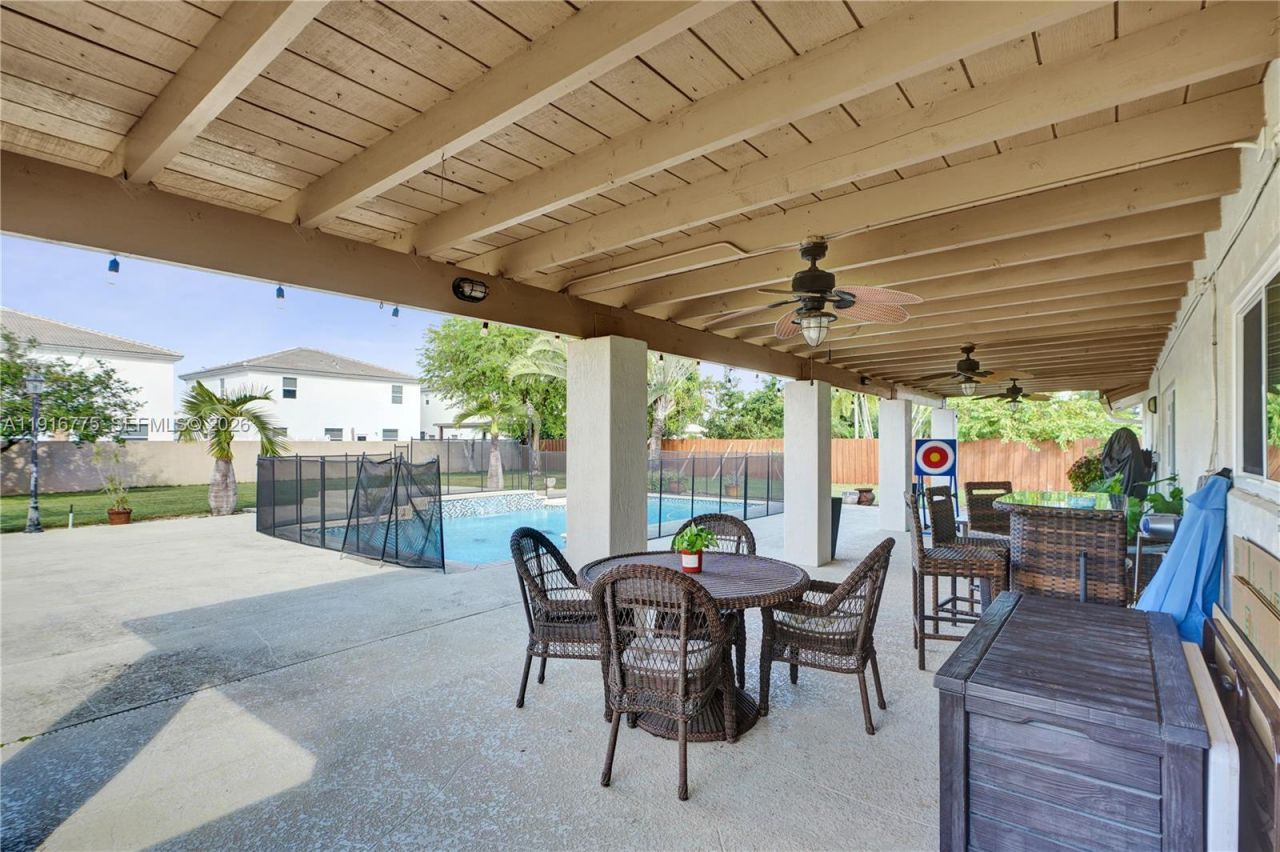 14833 SW 164th Ter, Miami, FL 33187 Photo